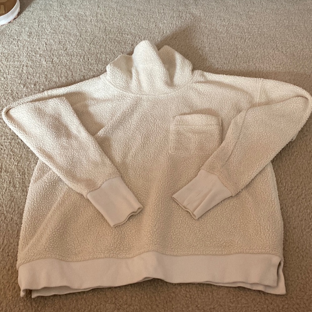 Vineyard vines Sherpa
